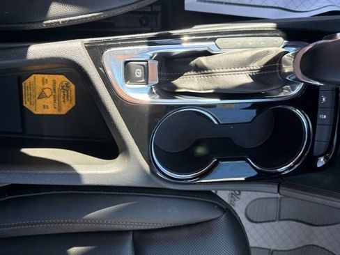 Used 2024 Buick Encore GX Sport Touring image 25