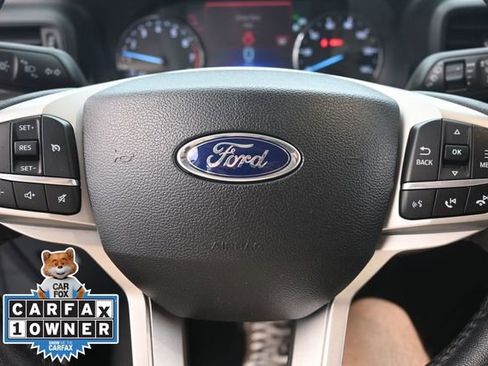 Used 2022 Ford Explorer XLT RWD image 10