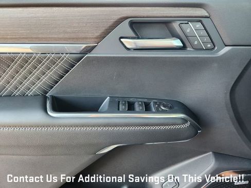 New 2026 GMC Acadia Denali w/ Super Cruise Package FWD image 17