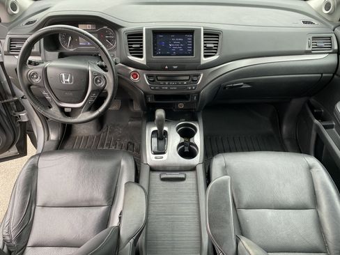 Used 2017 Honda Ridgeline RTL image 16