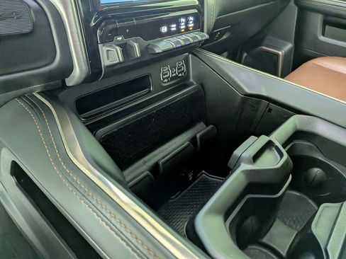 Used 2022 RAM 2500 Limited image 25