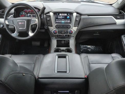 Used 2018 GMC Yukon SLT image 15