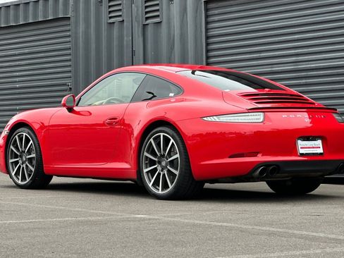 Used 2014 Porsche 911 Carrera RWD image 3