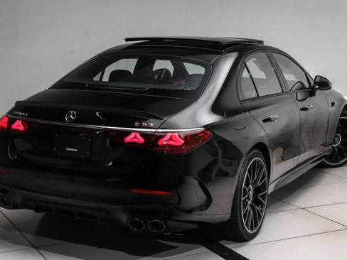 New 2026 Mercedes-Benz E 53 AMG e 4MATIC Sedan image 3