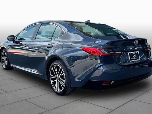 Used 2026 Toyota Camry XLE FWD image 12