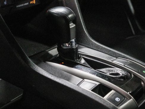 Used 2019 Honda Civic Sport Touring image 21