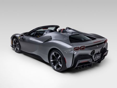 Certified 2024 Ferrari SF90 Spider AWD/4WD image 13