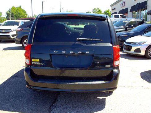 Used 2012 Dodge Grand Caravan SE FWD image 4
