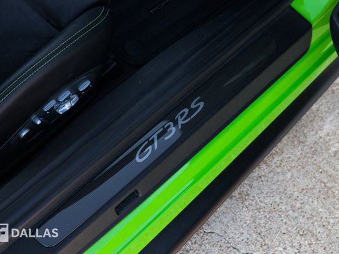 Used 2019 Porsche 911 GT3 RS image 36