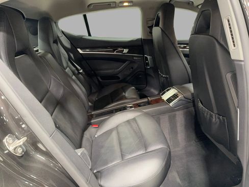 Used 2011 Porsche Panamera 4 image 26