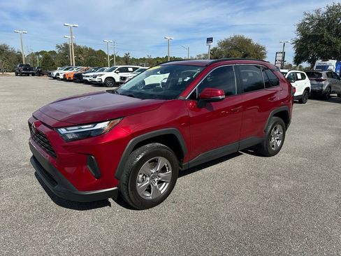 Used 2022 Toyota RAV4 XLE image 13