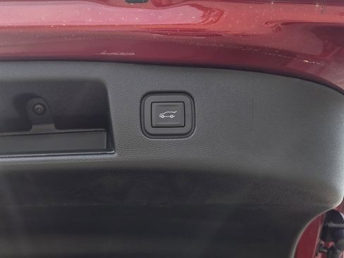 New 2026 Chevrolet Blazer EV LT image 9