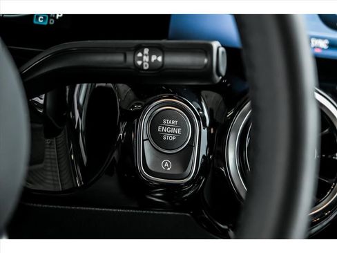 Certified 2026 Mercedes-Benz GLA 250 4MATIC image 12