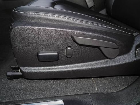 Used 2022 Chevrolet Colorado ZR2 w/ ZR2 Dusk Special Edition image 24