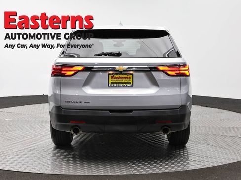 Used 2022 Chevrolet Traverse LS AWD/4WD image 6