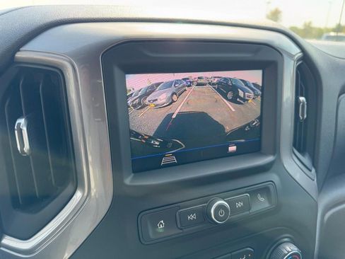 Used 2020 Chevrolet Silverado 1500 Custom w/ Custom Value Package image 20