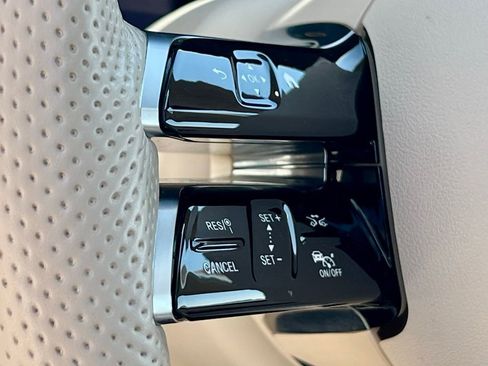 Certified 2021 Mercedes-Benz E 450 4MATIC Coupe image 40