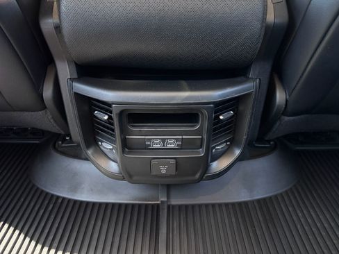 Used 2021 RAM 1500 Laramie image 31