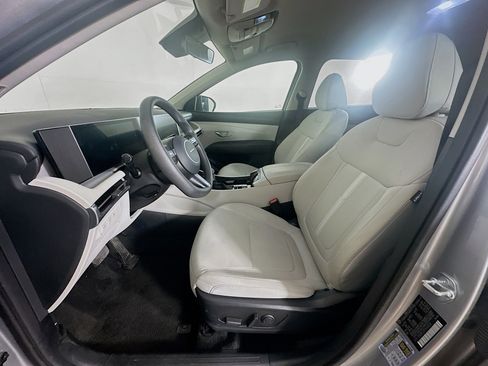 Used 2025 Hyundai Tucson SEL image 13