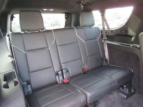 Used 2022 Cadillac Escalade ESV Sport w/ Touring Package image 32