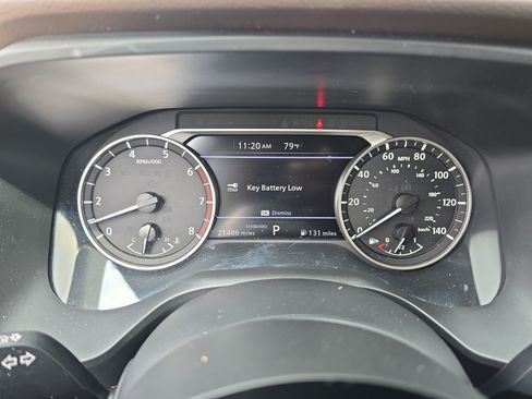 Certified 2023 Nissan Rogue SV FWD image 18