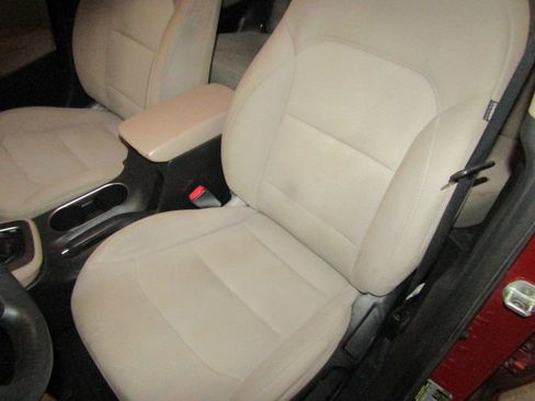 Used 2017 Hyundai Elantra SE w/ SE A/T Tech Package 03 FWD image 9