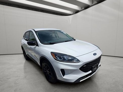 Used 2020 Ford Escape SE Sport AWD/4WD image 10
