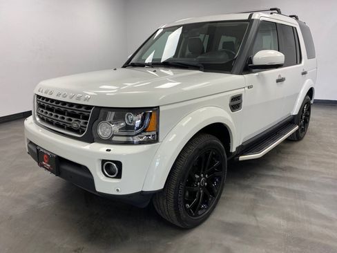 Used 2016 Land Rover LR4 HSE AWD/4WD image 2