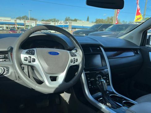Used 2013 Ford Edge Limited FWD image 15