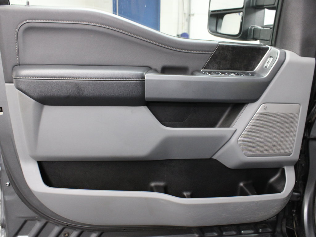 Used 2023 Ford F250 XLT w/ Black Appearance Package AWD/4WD image 75