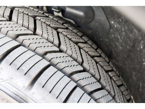 Used 2023 Nissan Rogue SL w/ SL Premium Package image 30