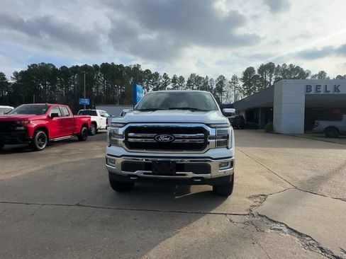 Used 2024 Ford F150 Lariat w/ FX4 Off-Road Package image 9