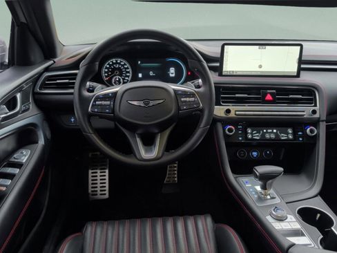 Used 2024 Genesis G70 2.5T w/ Sport Prestige Package image 21