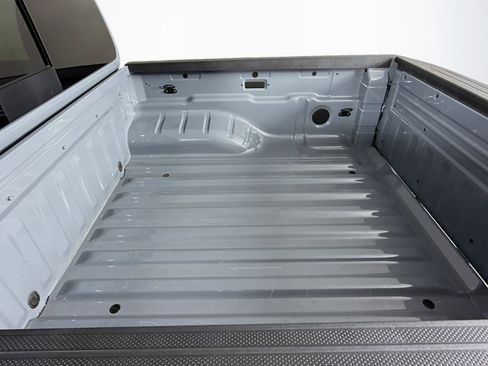 Used 2024 Nissan Frontier Pro-X image 32