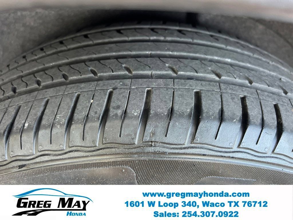 Used 2018 Nissan Rogue SL FWD image 11