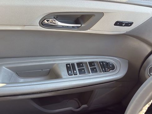 Used 2016 Chevrolet Traverse LTZ AWD/4WD image 21