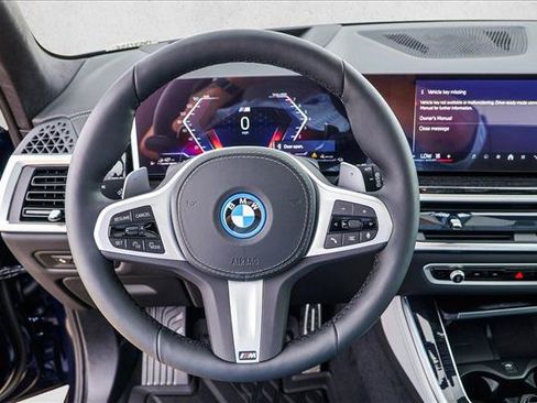 New 2026 BMW X5 xDrive50e w/ M Sport Package AWD/4WD image 13