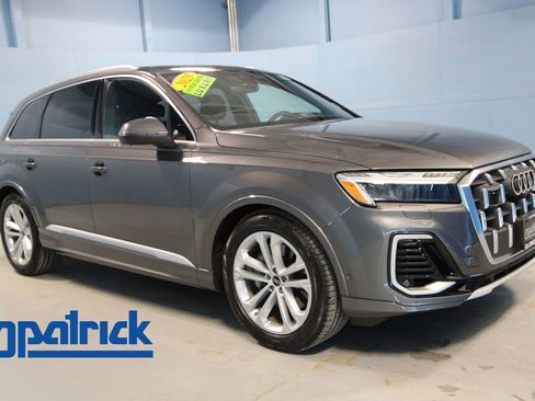 Used 2025 Audi Q7 3.0T Prestige w/ Prestige Package AWD/4WD image 1
