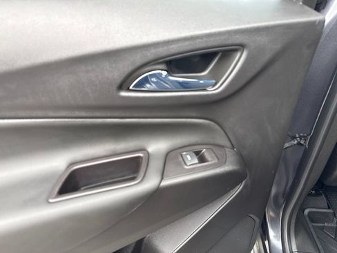 Used 2022 Chevrolet Equinox LT AWD/4WD image 34