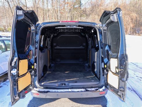 Used 2020 Ford Transit Connect XL image 3