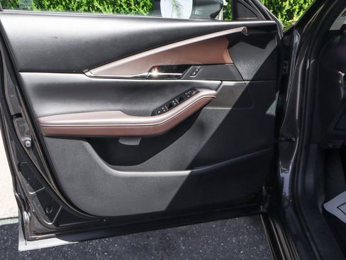 Used 2022 MAZDA CX-30 AWD 2.5 S w/ Premium Package image 14