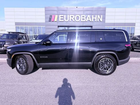 Used 2025 Rivian R1S Adventure AWD/4WD image 2