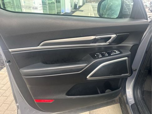 Used 2021 Kia Telluride S image 8