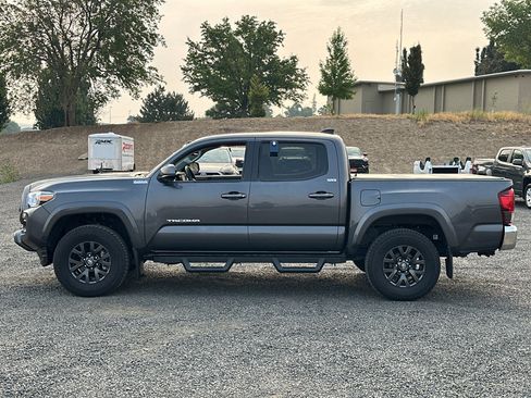 Certified 2022 Toyota Tacoma SR5 RWD image 7