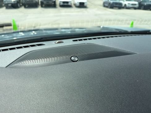 Used 2020 Ford Escape Titanium FWD image 39