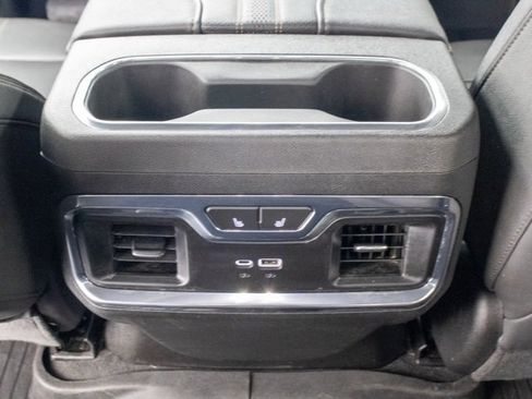 Used 2024 Chevrolet Silverado 3500 High Country w/ Technology Package image 7