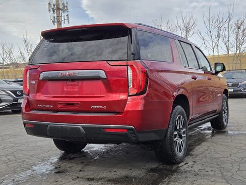 Used 2024 GMC Yukon XL AT4 w/ Technology Package image 3