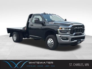 Used 2026 RAM 3500 Tradesman w/ Chrome Appearance Group AWD/4WD 360° Tour