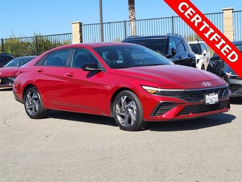 Certified 2025 Hyundai Elantra Sport w/ Cargo Package image 26