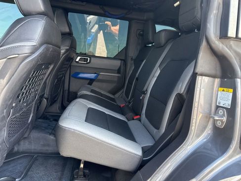 Used 2023 Ford Bronco Black Diamond AWD/4WD image 9